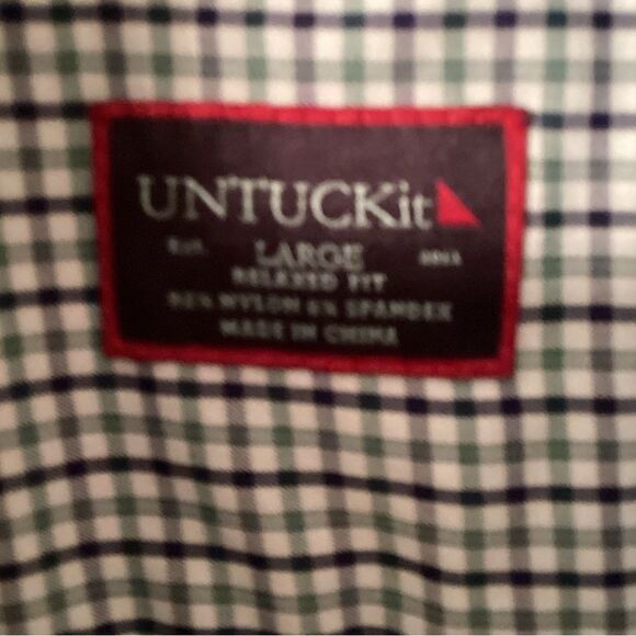 UNTUCKit SIZE LARGE SHELDRAKE GREEN LONG SLEEVE  GINGHAM NYLON BUTTON UP SHIRT - Picture 8 of 9